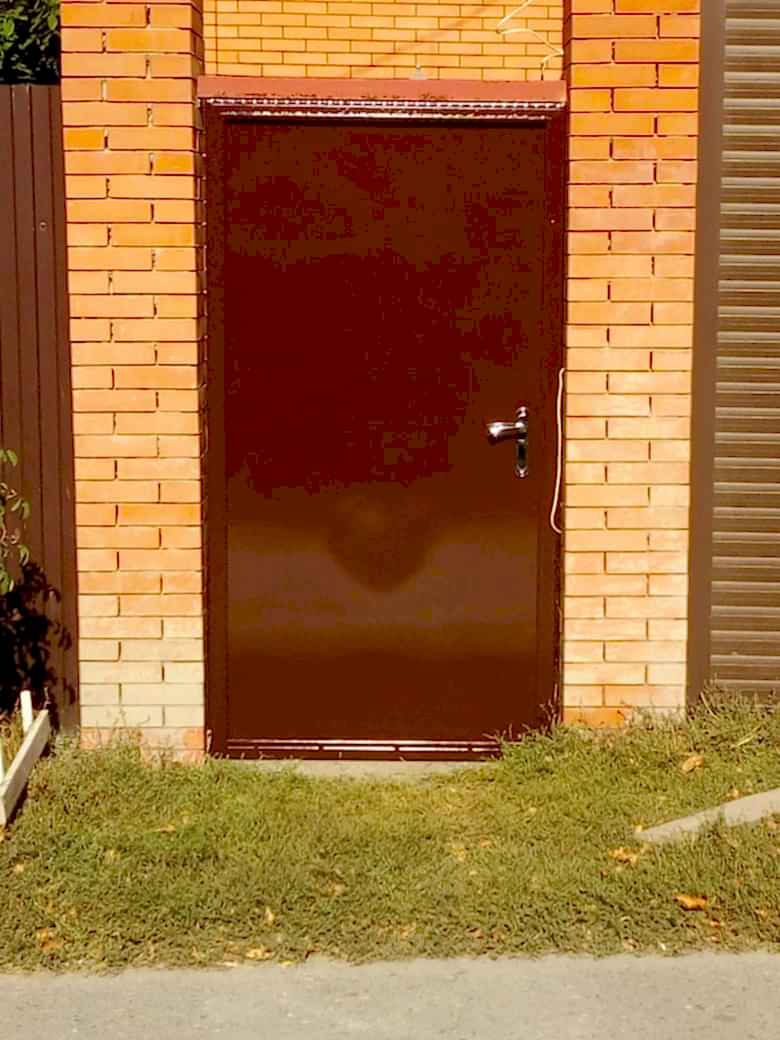 Изготовление металлических дверей